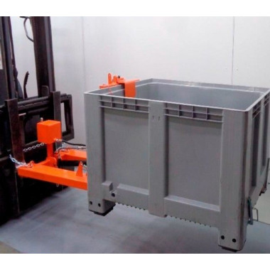 On board: blowers, clamps,...--Voltor Plastic container 1000kg