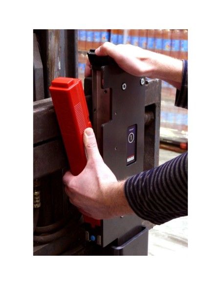 Forks and Accessories--IFORKS Peaser Lockers