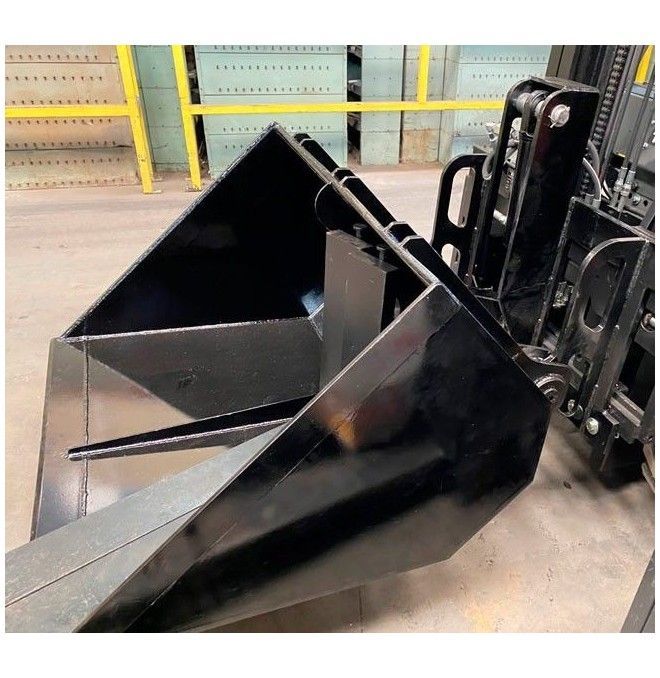 A bordo: flipper, morsetti,...--Secchio idraulico 450-600L per FEM 2 e 3 carriole