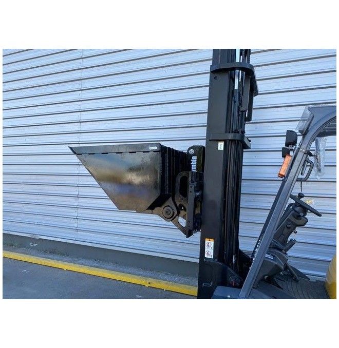 A bordo: flipper, morsetti,...--Secchio idraulico 450-600L per FEM 2 e 3 carriole