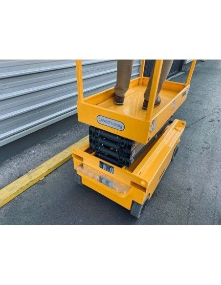 Scissors platforms - Electric lifting platform 5.9M-300KG (control control from above)