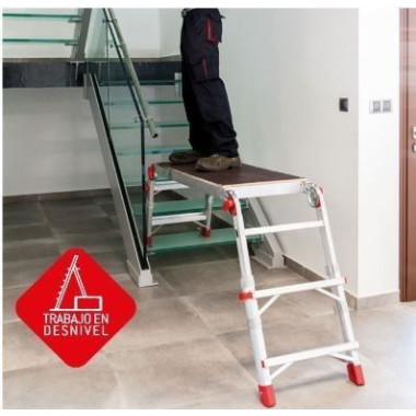 Escaliers--Platforme de travail pliable et réglable en hauteur 2