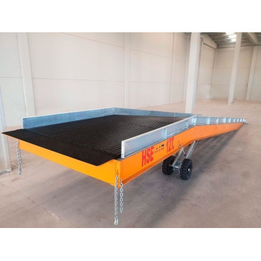 Rampe di Carico--Rampa di carico elettrico 12 ton. con piattaforma batteria