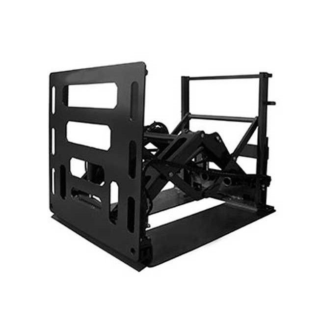 A bordo: cacciavite, morsetti,. carrello elevatore