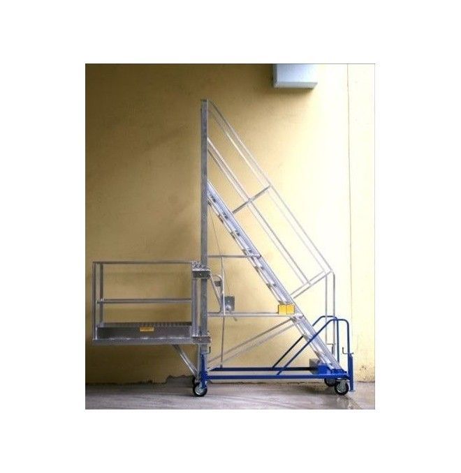 Escaleras--Escalera con Plataforma Regulable en altura