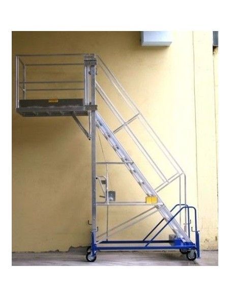 Escaleras--Escalera con Plataforma Regulable en altura